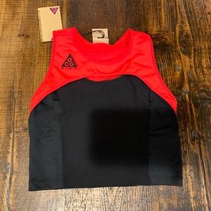 nike acg crop top